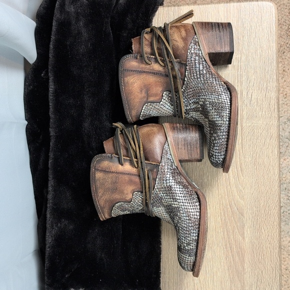 Freebird By Steven, Leather, Snake Skin Print Booties - Picture 3 of 13